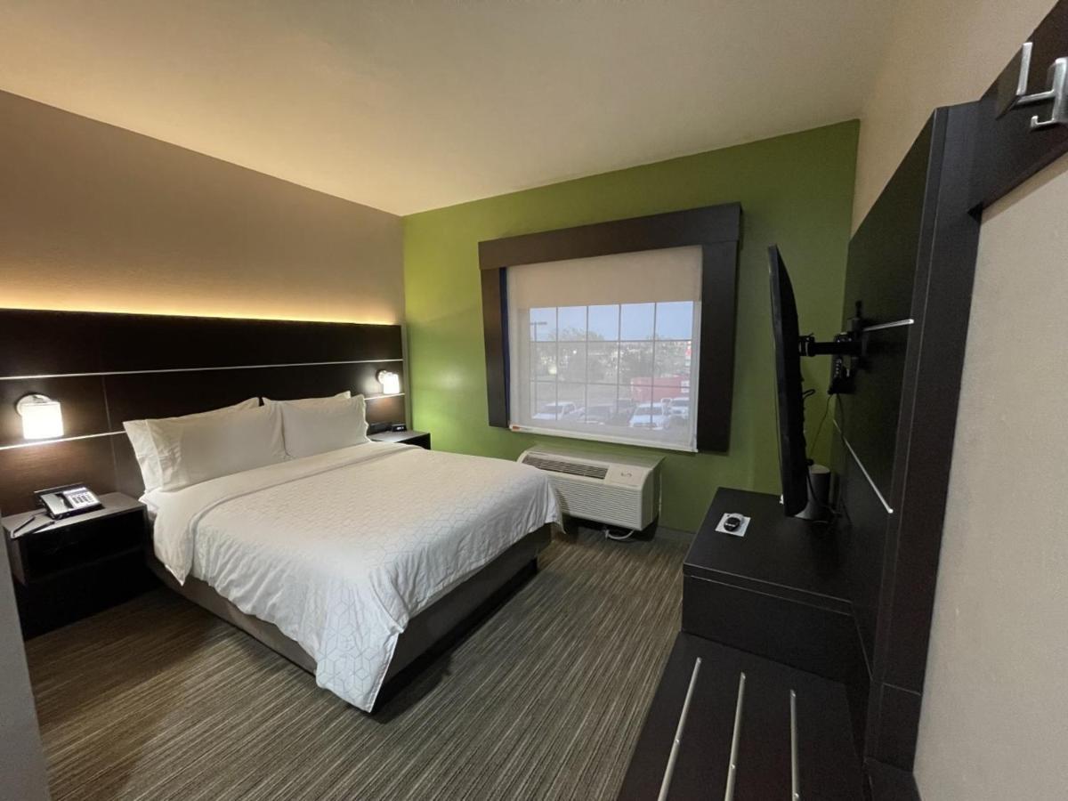 Holiday Inn Express Hotel And Suites Ada By Ihg Extérieur photo